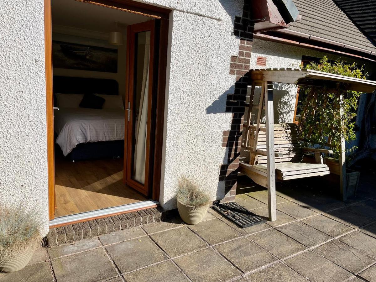 Coastal Garden Annex With Log Fire & Summer House Aberporth Eksteriør bilde